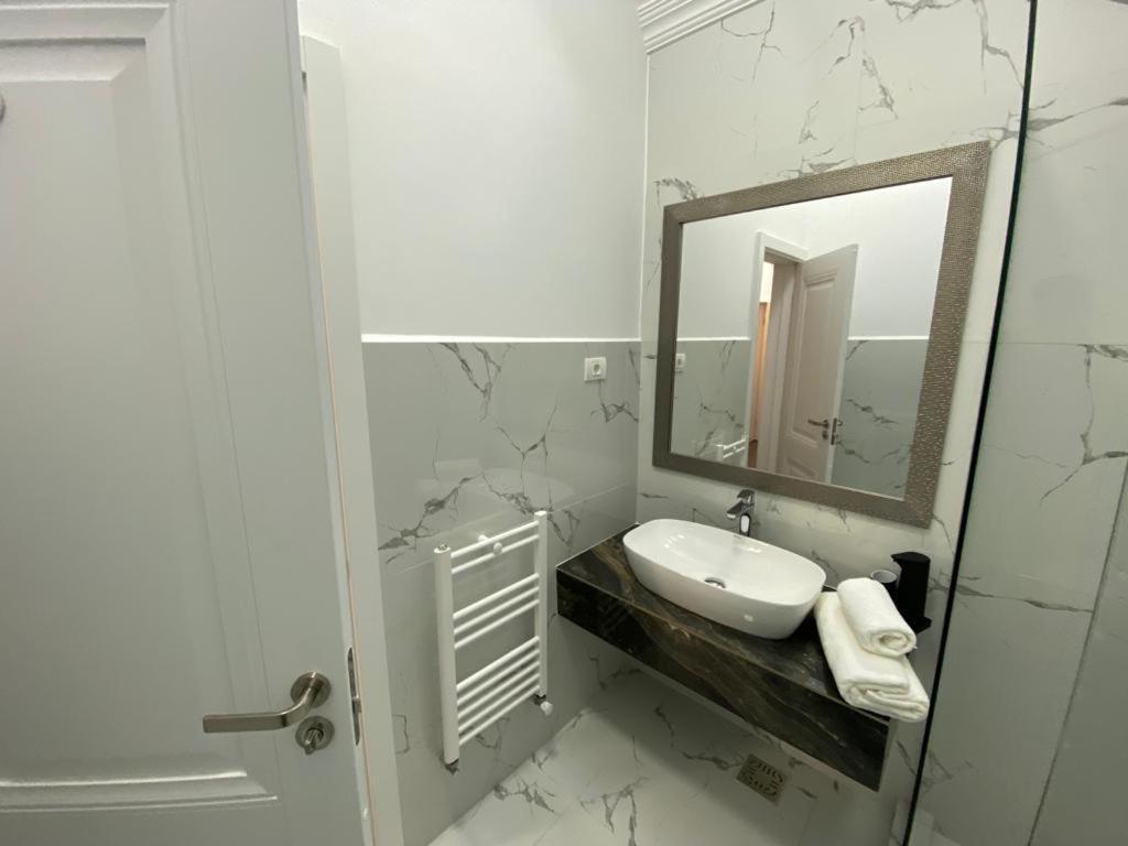 דירות בוקרשט Erbario House מראה חיצוני תמונה