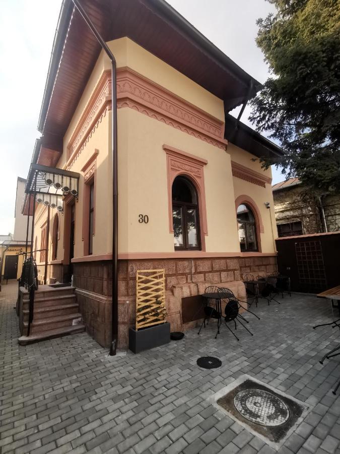דירות בוקרשט Erbario House מראה חיצוני תמונה